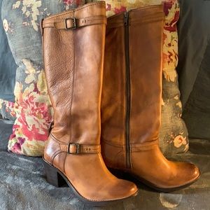Frye boots 8.5 practically new !